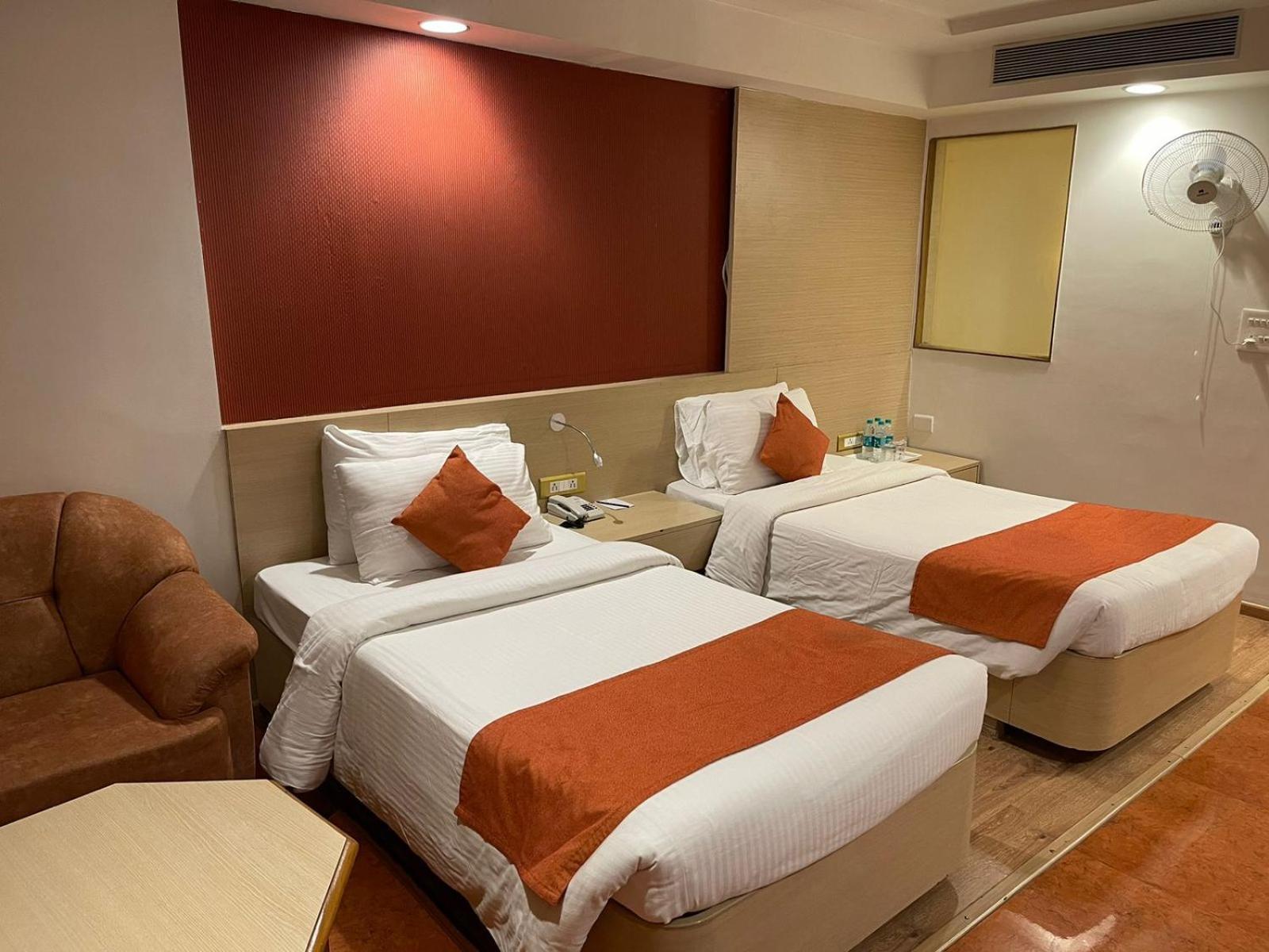 Hotel Amer Green'S Bhopal Eksteriør bilde